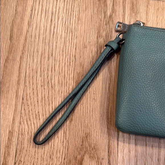 Coach Double Zip Leather Wristlet Mint Green - Picture 3 of 11